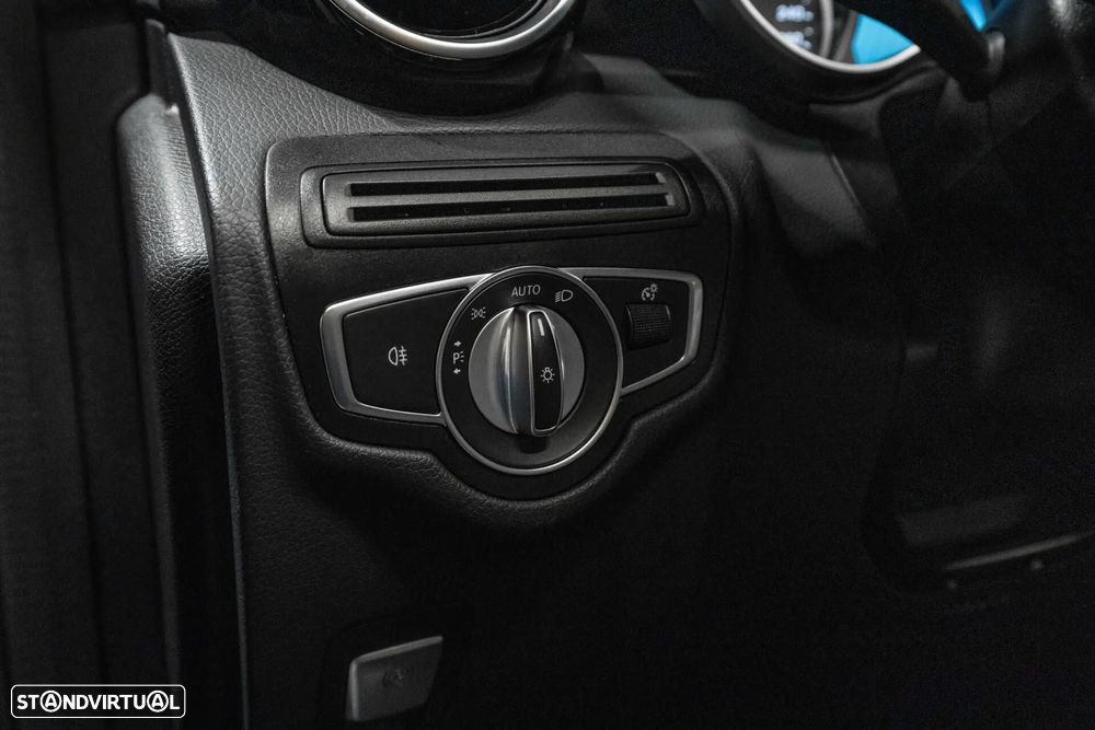 Mercedes-Benz GLC 300 e 4Matic - 21