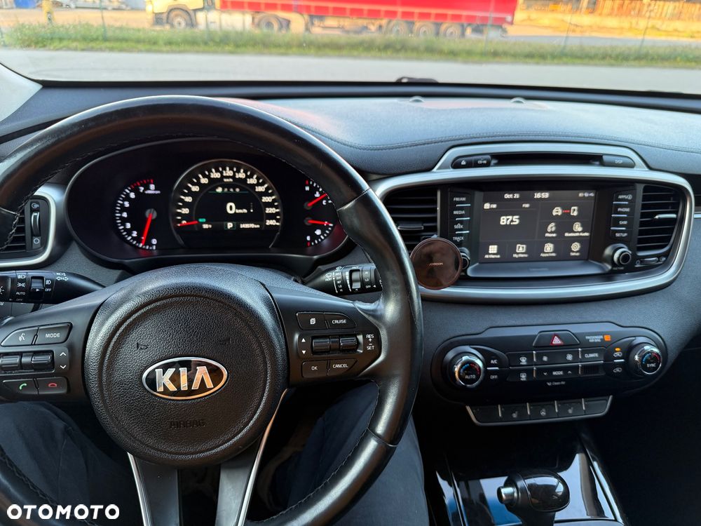 Kia Sorento - 27
