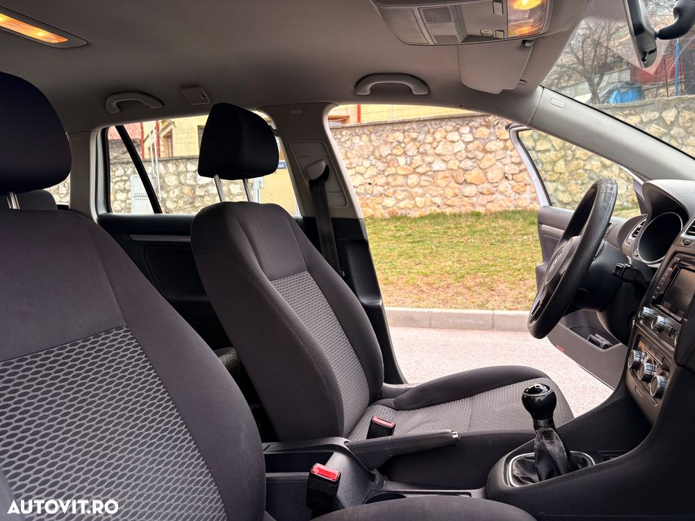 Volkswagen Golf 1.6 TDI DPF BlueMotion Technology Highline - 13