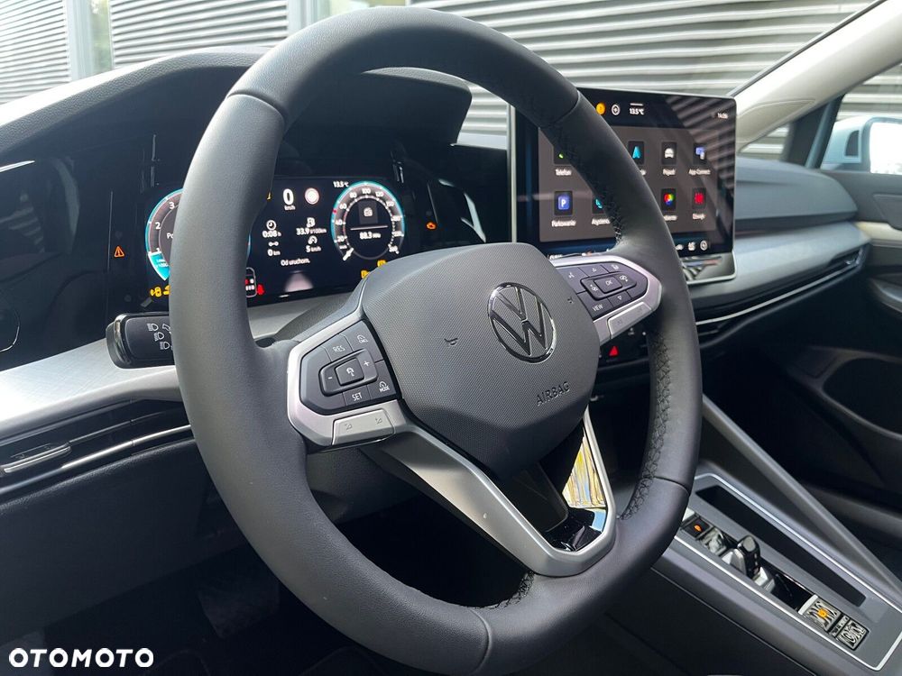 Volkswagen Golf - 12