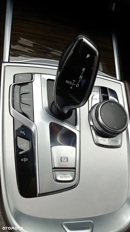 BMW Seria 7 740d xDrive - 20