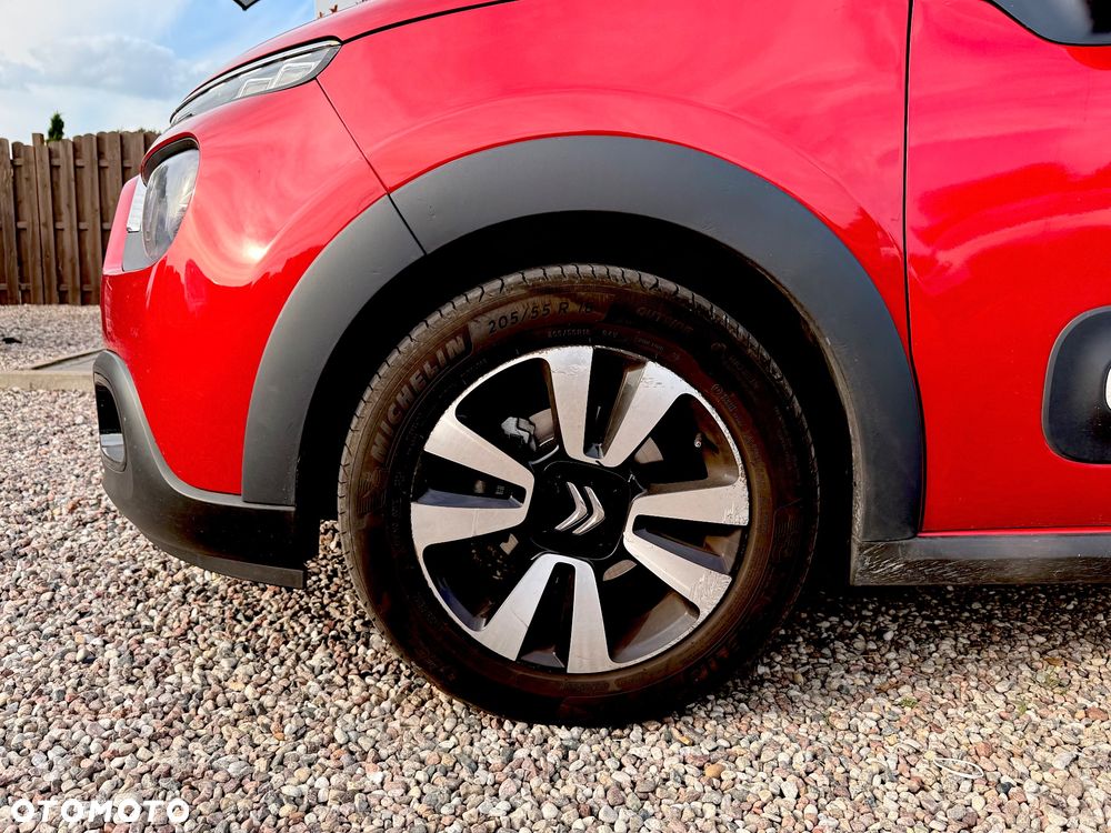 Citroën C3 1.2 PureTech Shine - 17