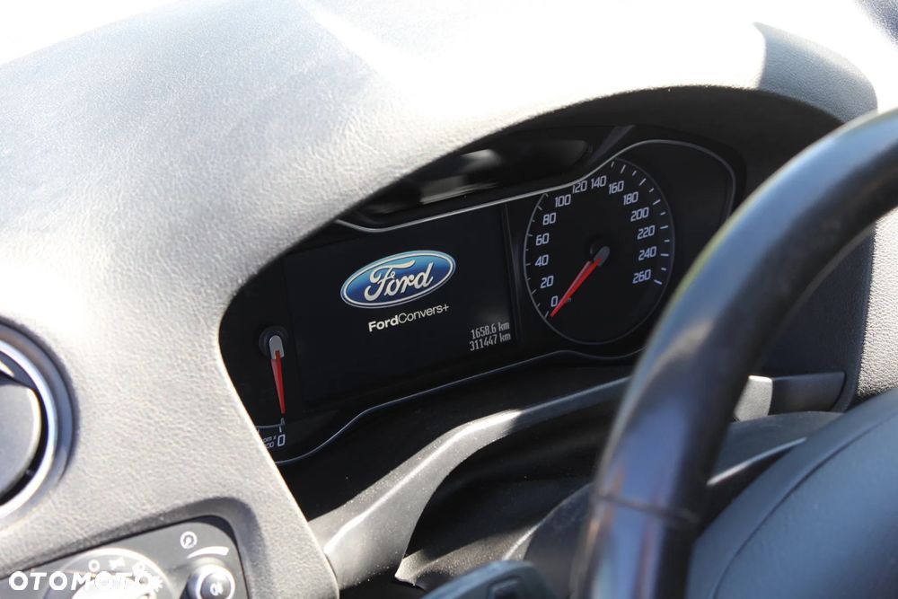 Ford Mondeo 2.0 TDCi Ghia - 9