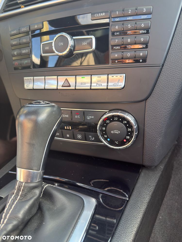 Mercedes-Benz Klasa C 180 BlueEFFICIENCY 7G-TRONIC - 24