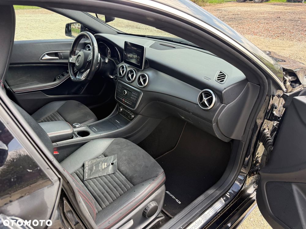 Mercedes-Benz CLA 200 d 7G-DCT SCORE - 24