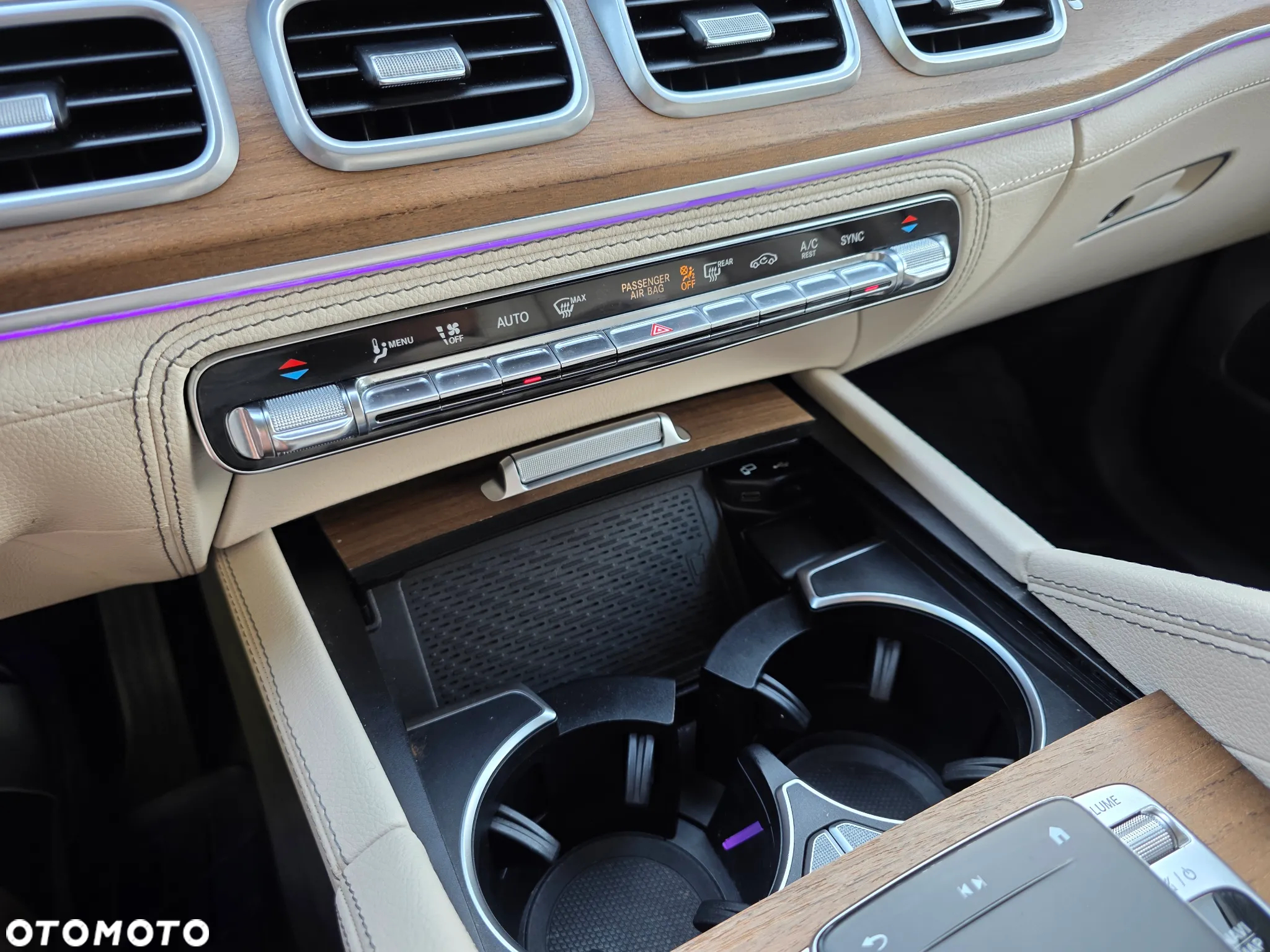 Mercedes-Benz GLE 300 d 4-Matic - 21