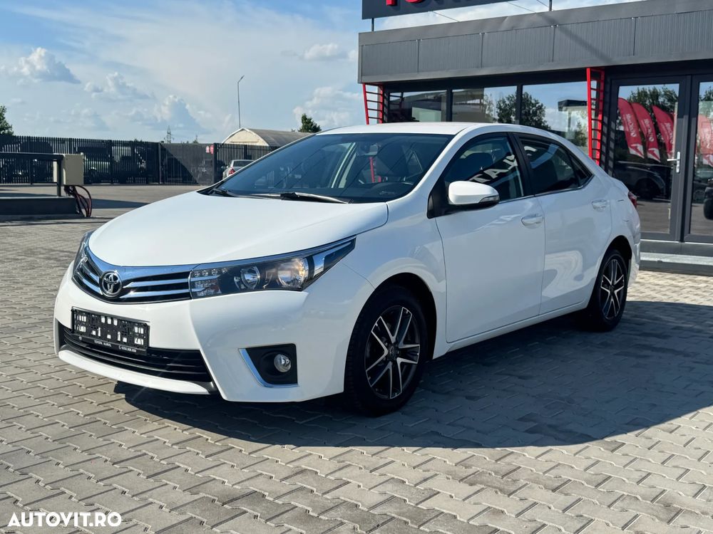 Toyota Corolla 1.6 Valvematic Life Plus - 3