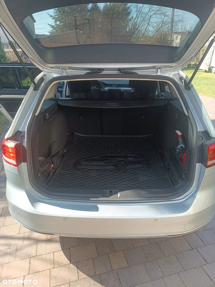 Volkswagen Passat - 7