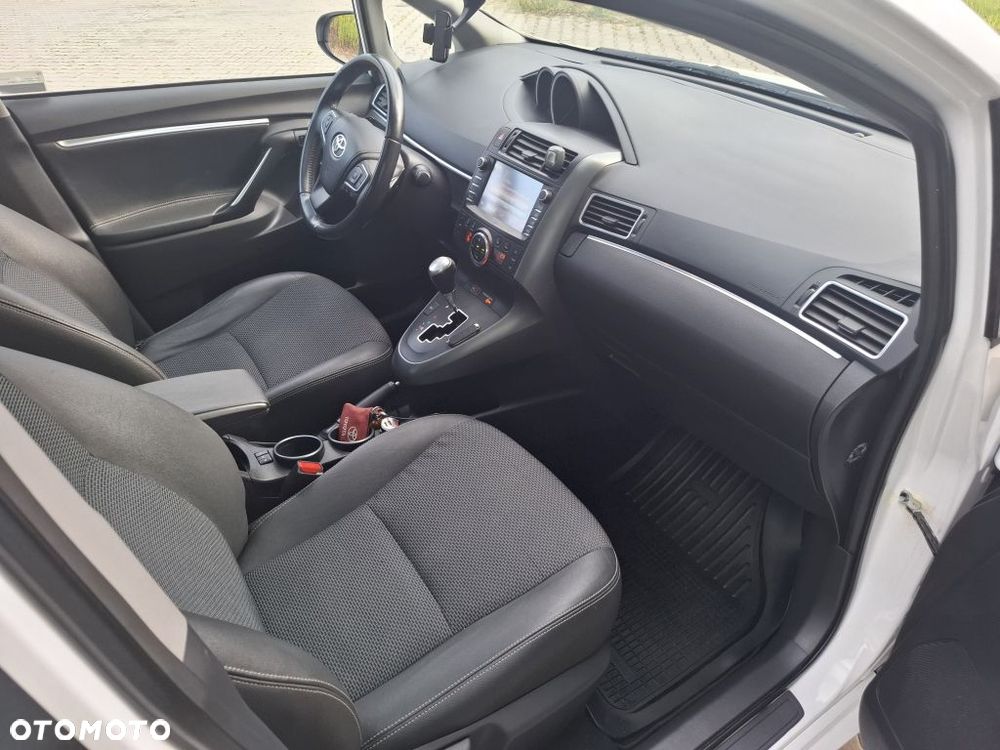 Toyota Verso 1.8 Premium MS - 28