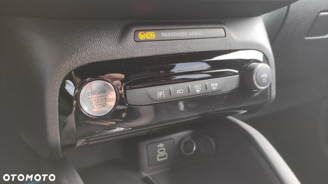 Ford Kuga - 23