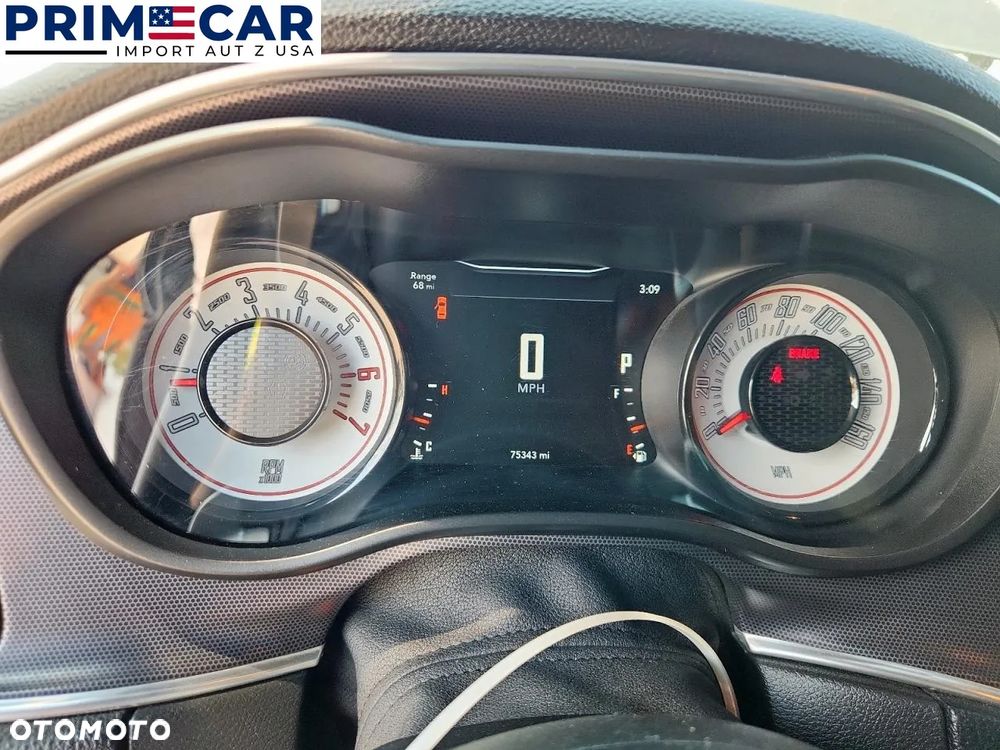 Dodge Challenger 5.7 R/T - 9