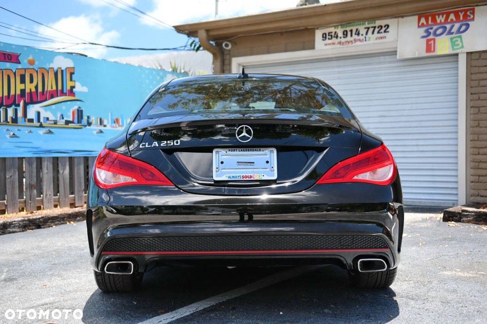 Mercedes-Benz CLA 250 7G-DCT - 10