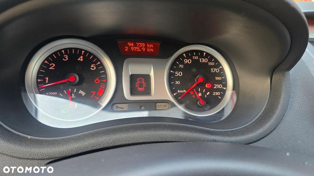 Renault Clio - 9