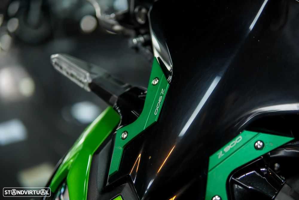 Kawasaki ZR 900 Akrapovic Full Titanium - 7