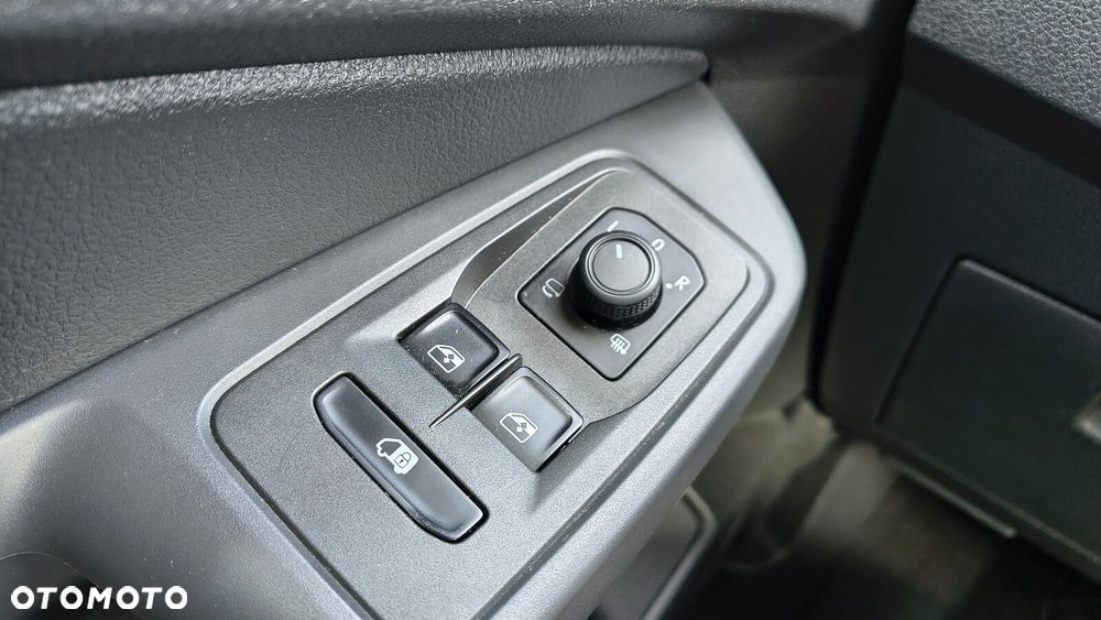 Volkswagen Caddy - 27