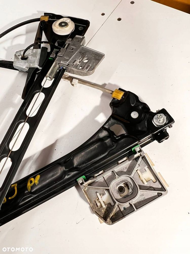 8J0 837 462 D Podnośnik szyby drzwi Audi TT TTS Mk2 2008 Prawa PRAWY - 8