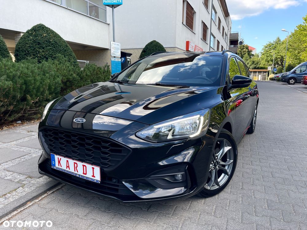 Ford Focus - 1