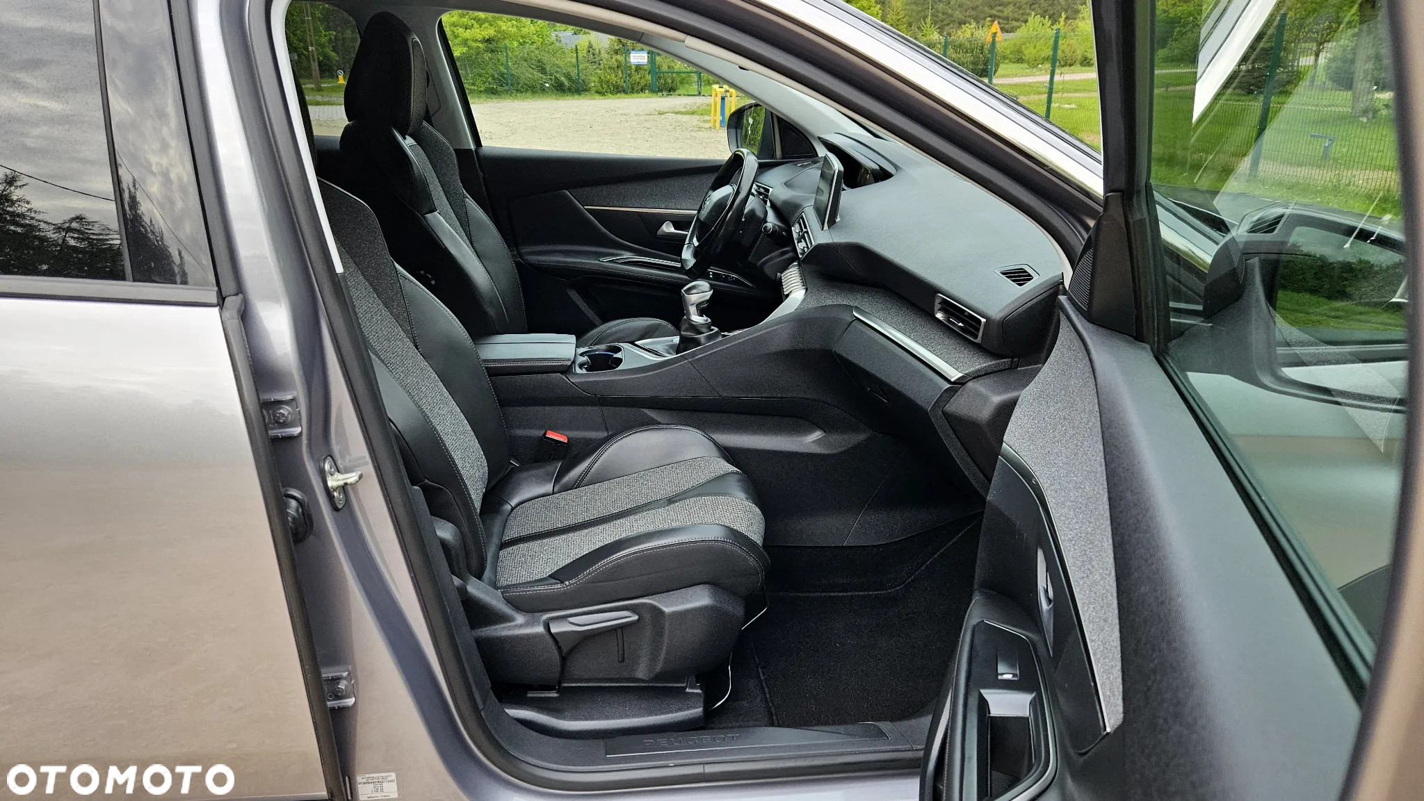 Peugeot 3008 1.2 PureTech GT S&S - 38