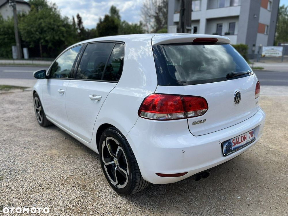 Volkswagen Golf - 11