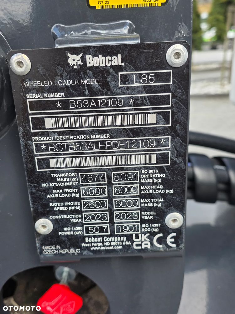 Bobcat Bobcat Ładowarka kołowa Bobcat L 85 jak nowa sprowadzona z Niemiec zadbana łyżka widły serwisowana Cat kamera - 38