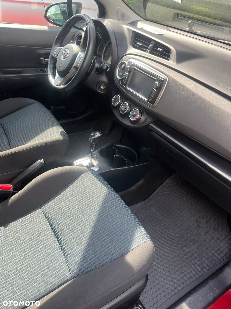 Toyota Yaris - 6