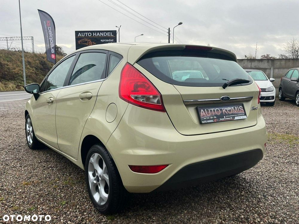 Ford Fiesta 1.25 Ambiente EU5 - 4