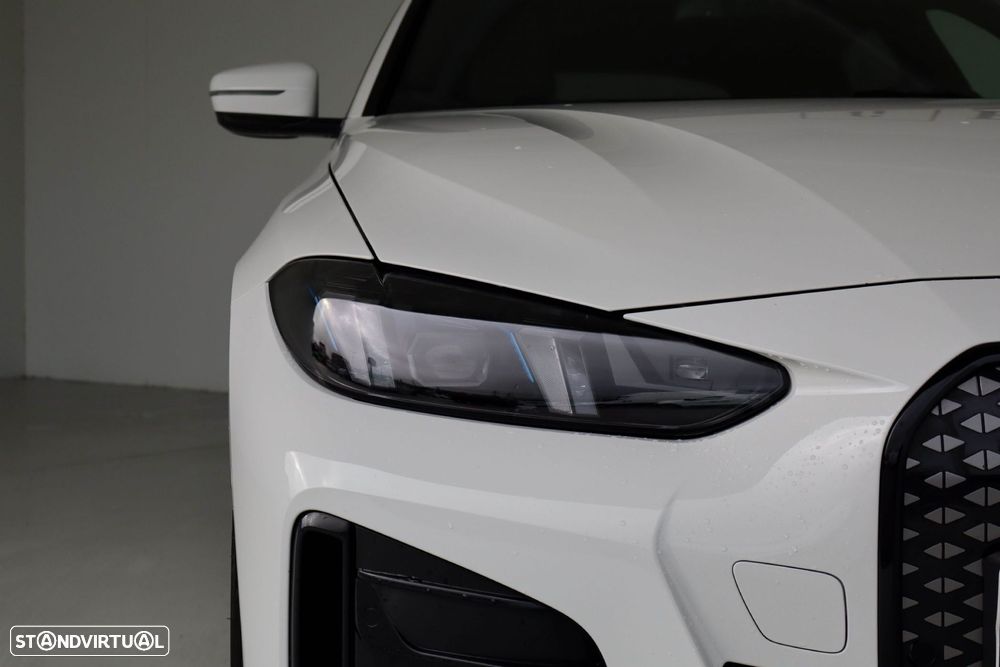 BMW i4 eDrive40 Pack Desportivo M - 3