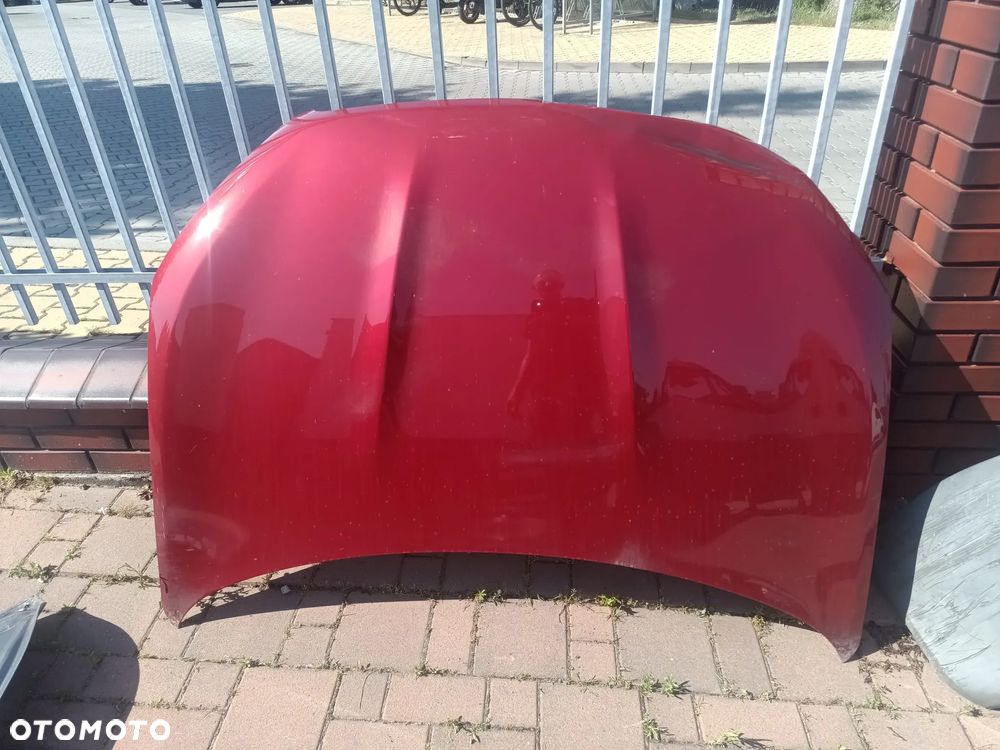 maska pokrywa silnika nissan qashqai czerwona