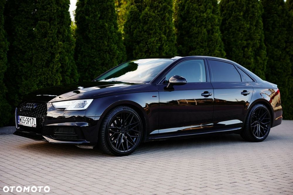 Audi A4 Limousine - 1
