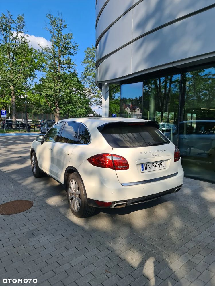 Porsche Cayenne - 6