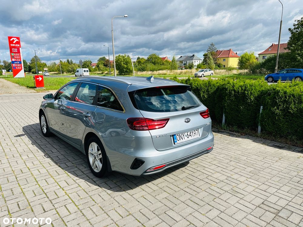 Kia Ceed 1.6 CRDi SCR M - 6
