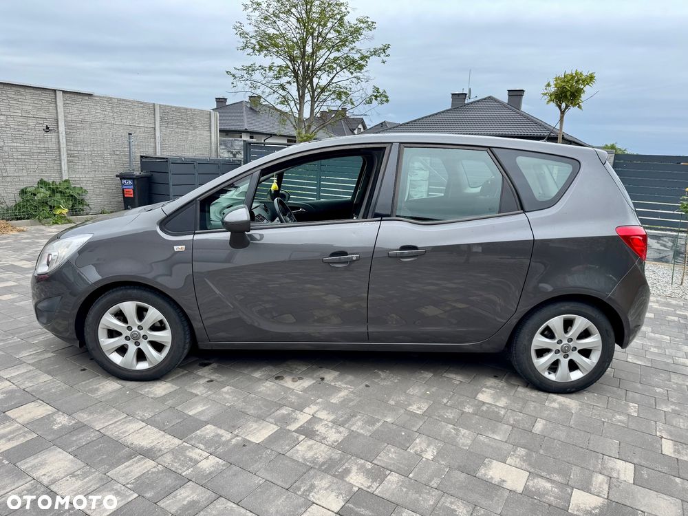 Opel Meriva - 11
