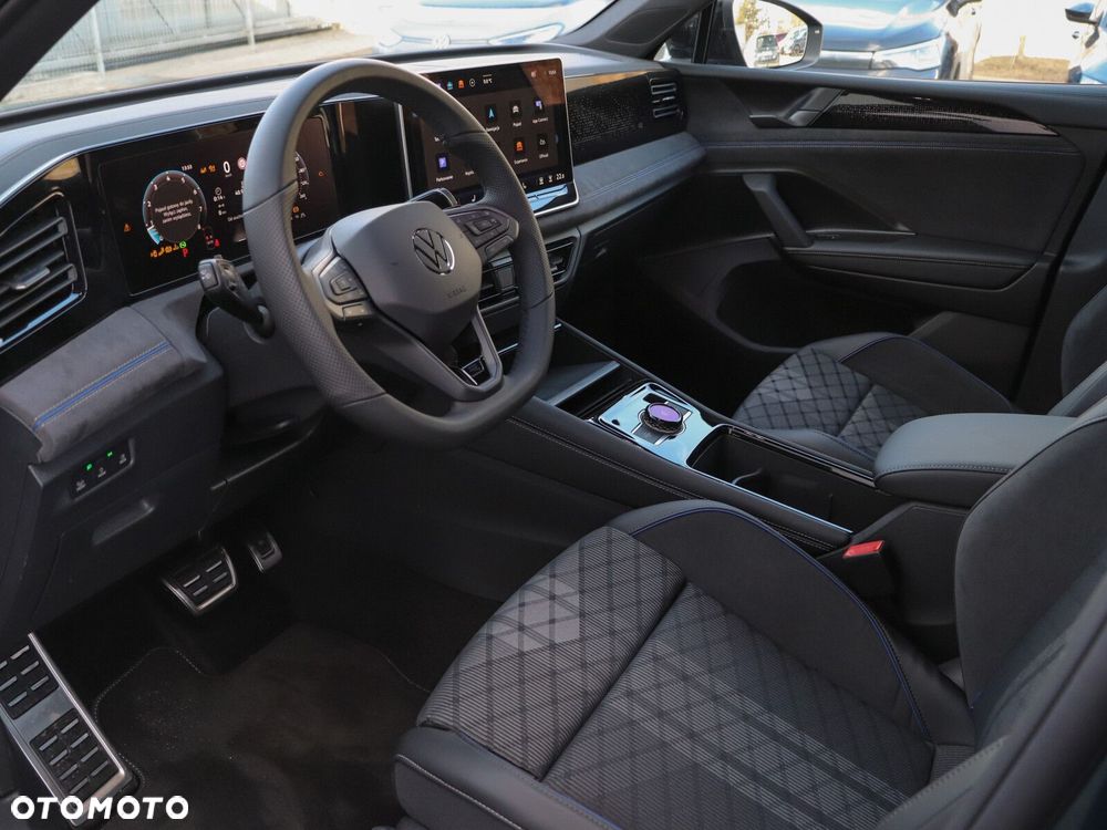 Volkswagen Tiguan - 11