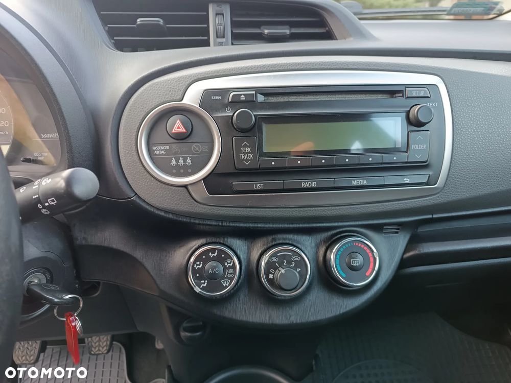 Toyota Yaris 1.0 Active - 28