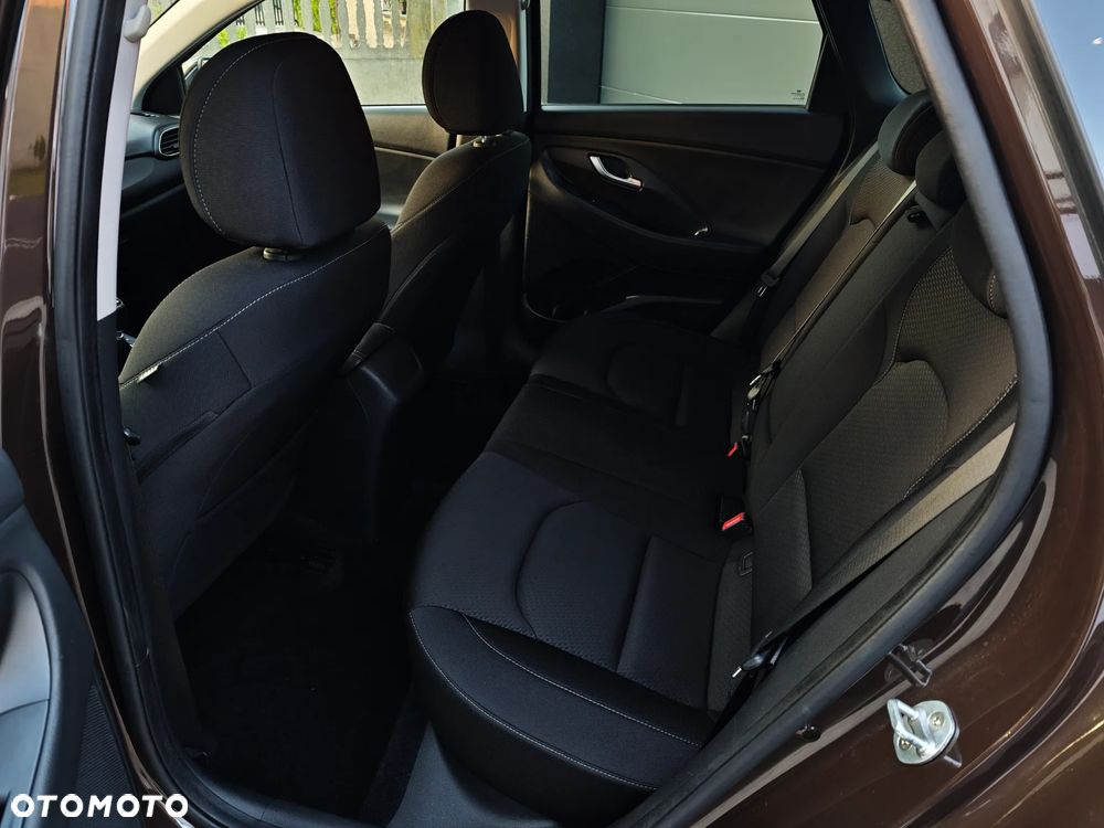 Hyundai i30 1.4 T-GDI Intro Edition - 16