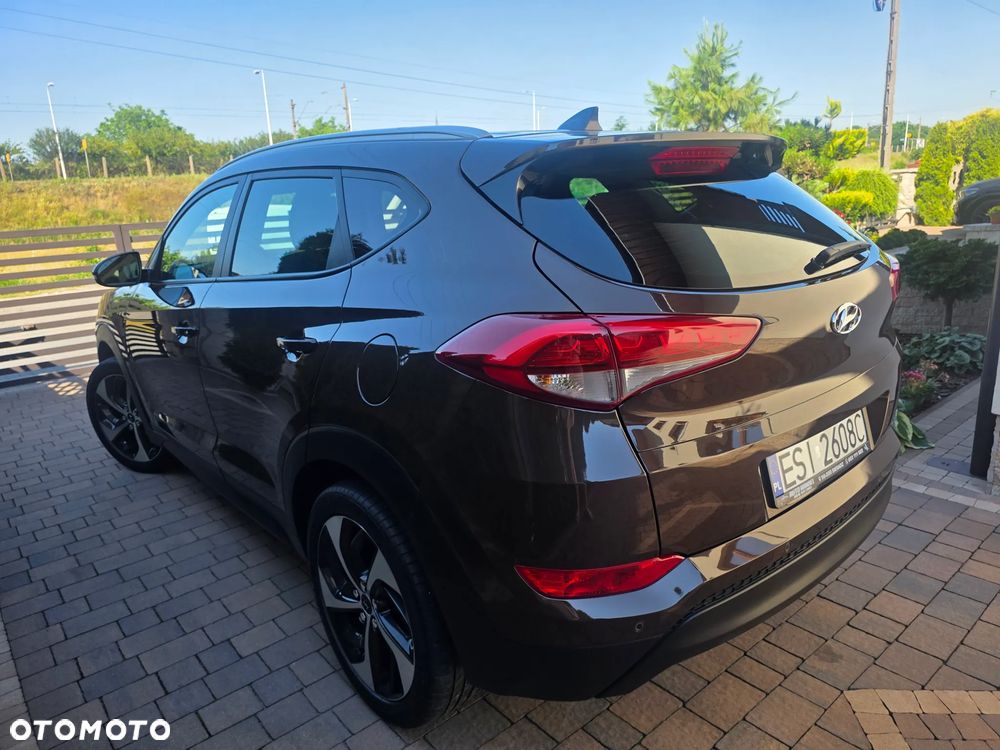 Hyundai Tucson blue 1.7 CRDi 2WD Intro Edition - 14