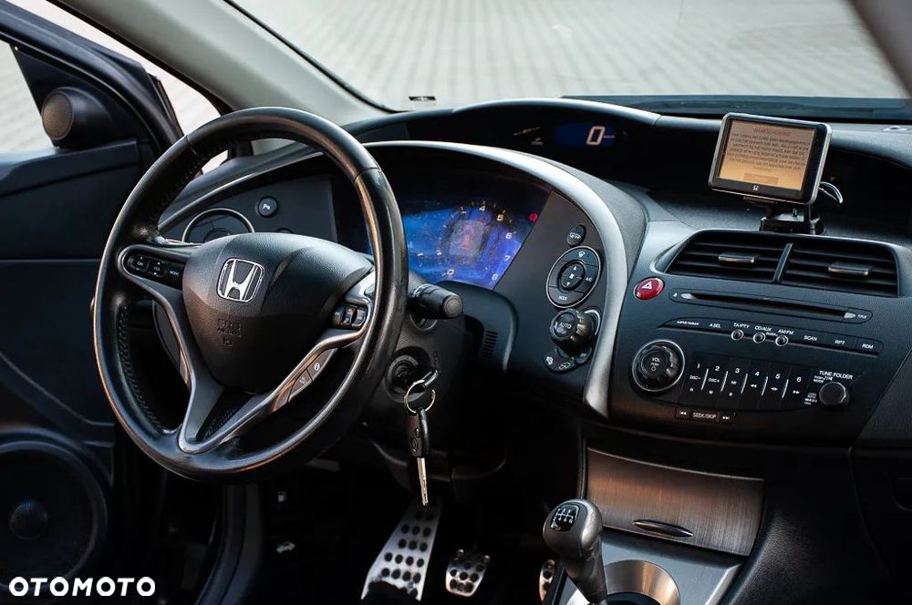 Honda Civic 1.4 Sport - 23