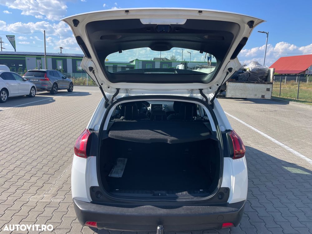 PEUGEOT 2008 2017 — imagine 8