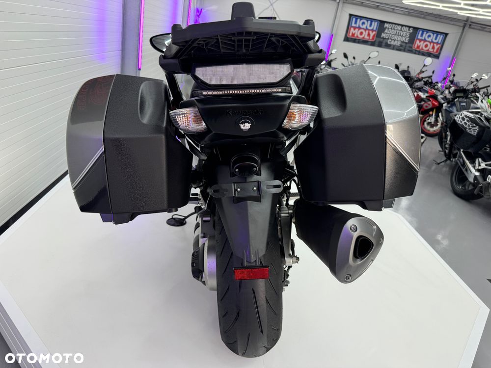 Kawasaki GTR - 20