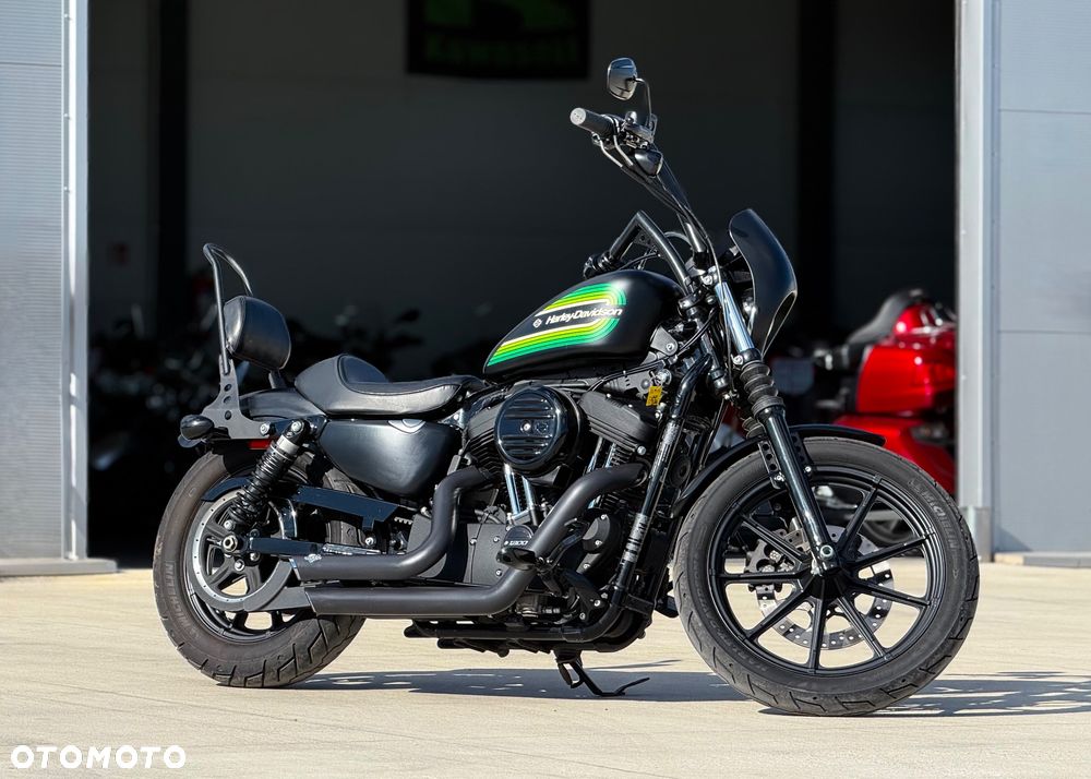 Harley-Davidson Sportster Iron 1200 - 1