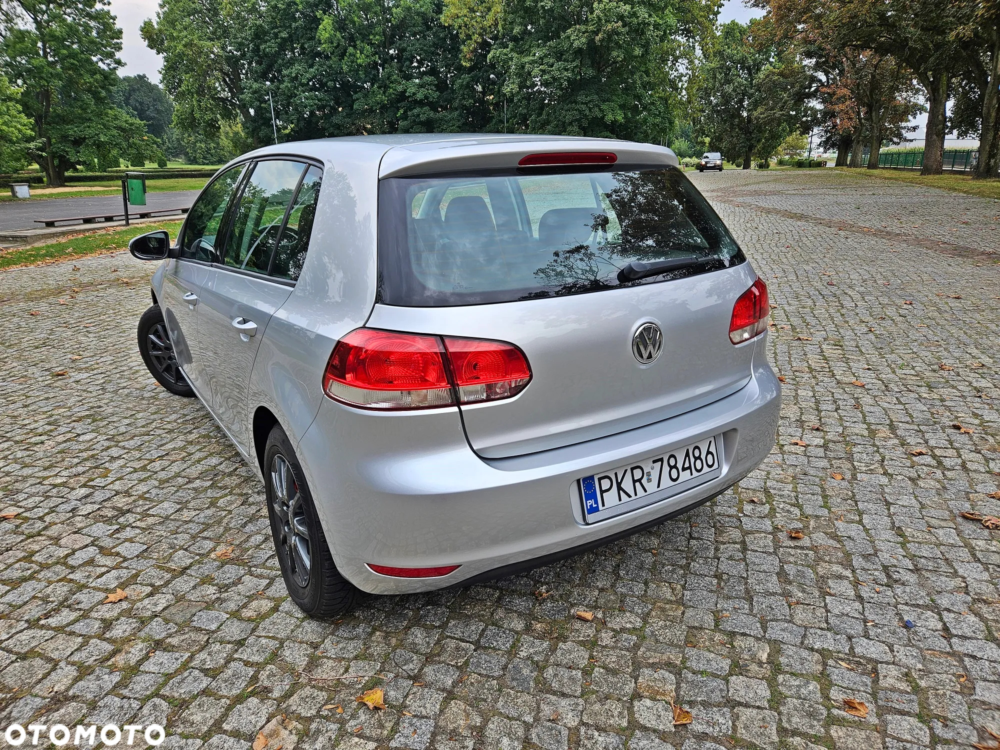 Volkswagen Golf VI 1.6 Comfortline - 6