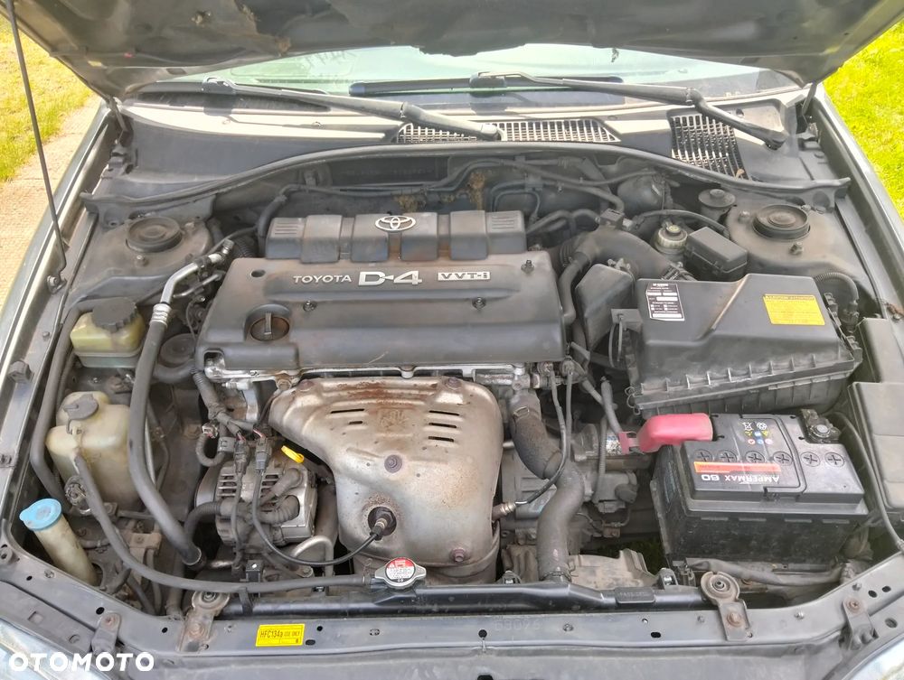 Toyota Avensis - 4