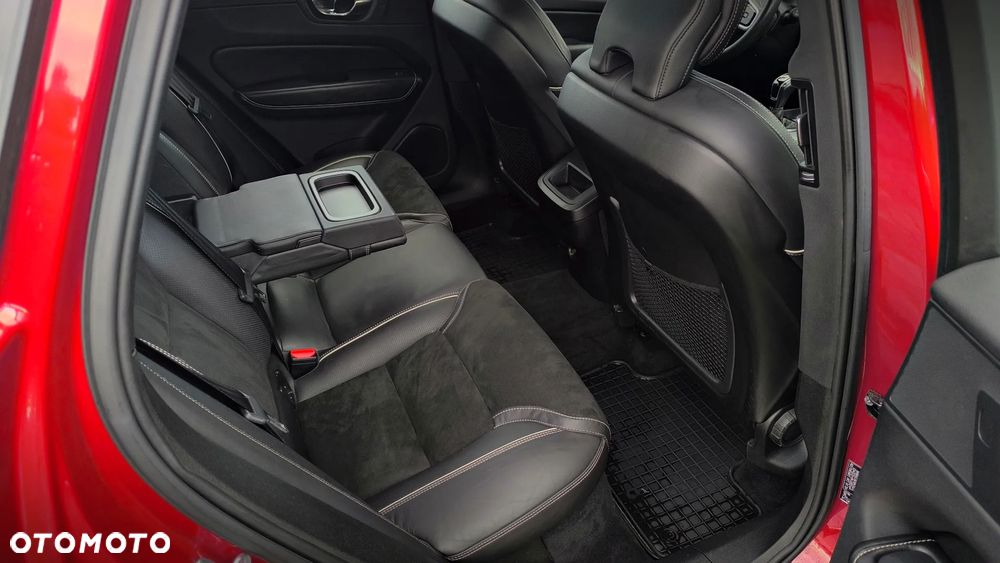 Volvo XC 60 D3 R-Design - 16