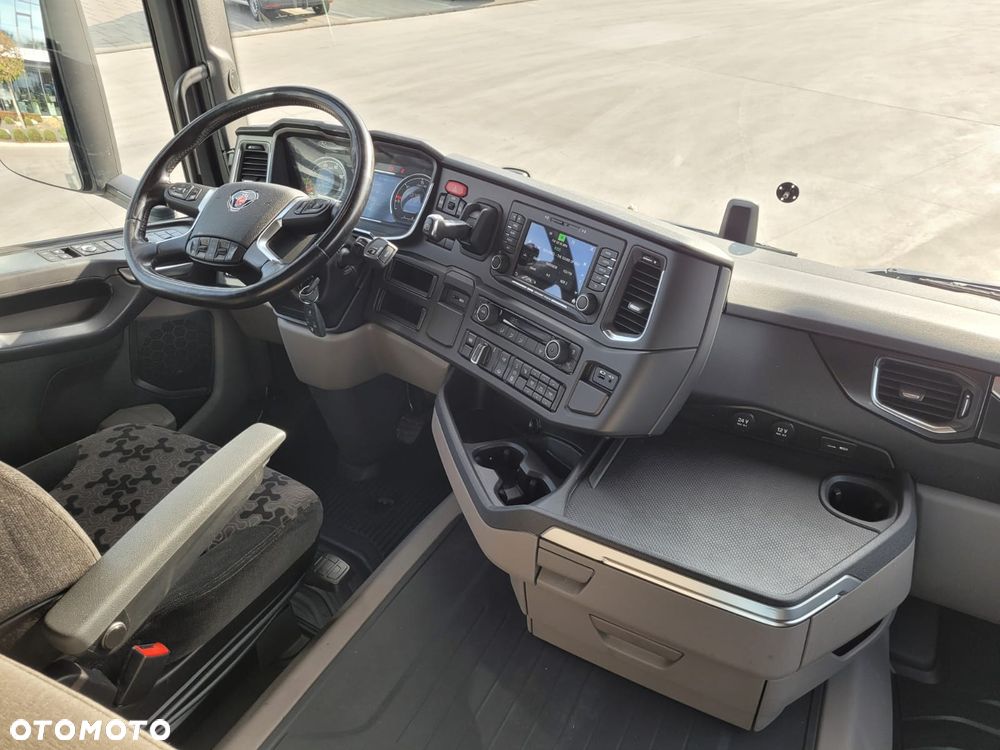 Scania R410 LNG / STANDARD / RETARDER - 12