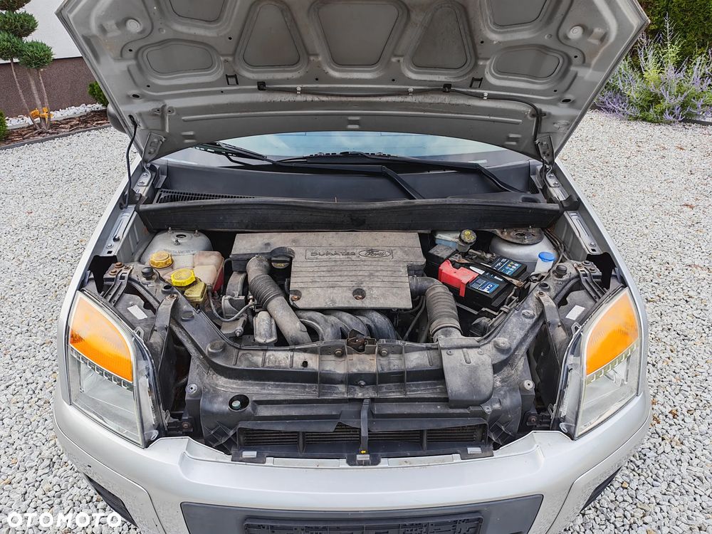 Ford Fusion 1.25 Ambiente - 19