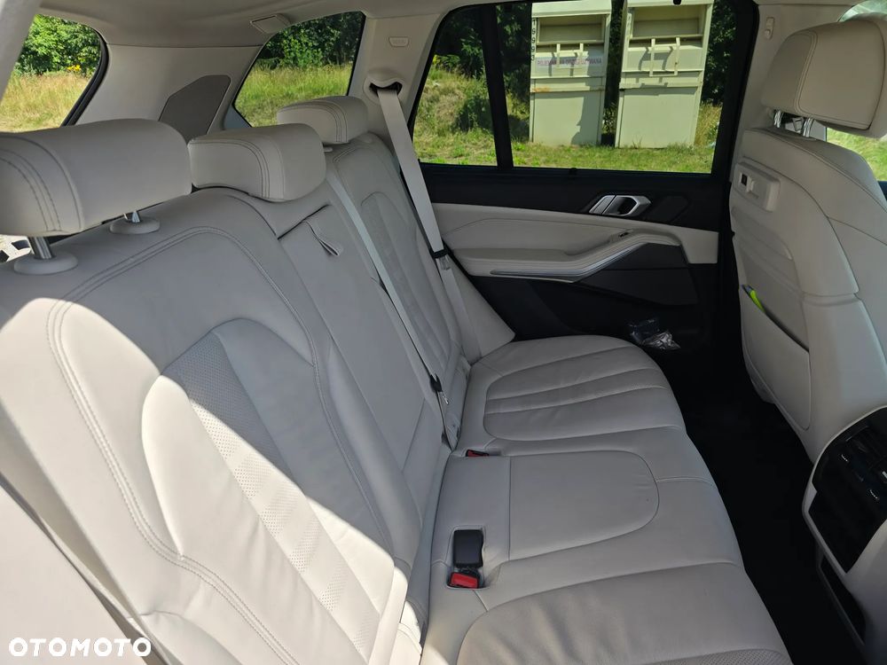 BMW X5 xDrive40i sport - 13