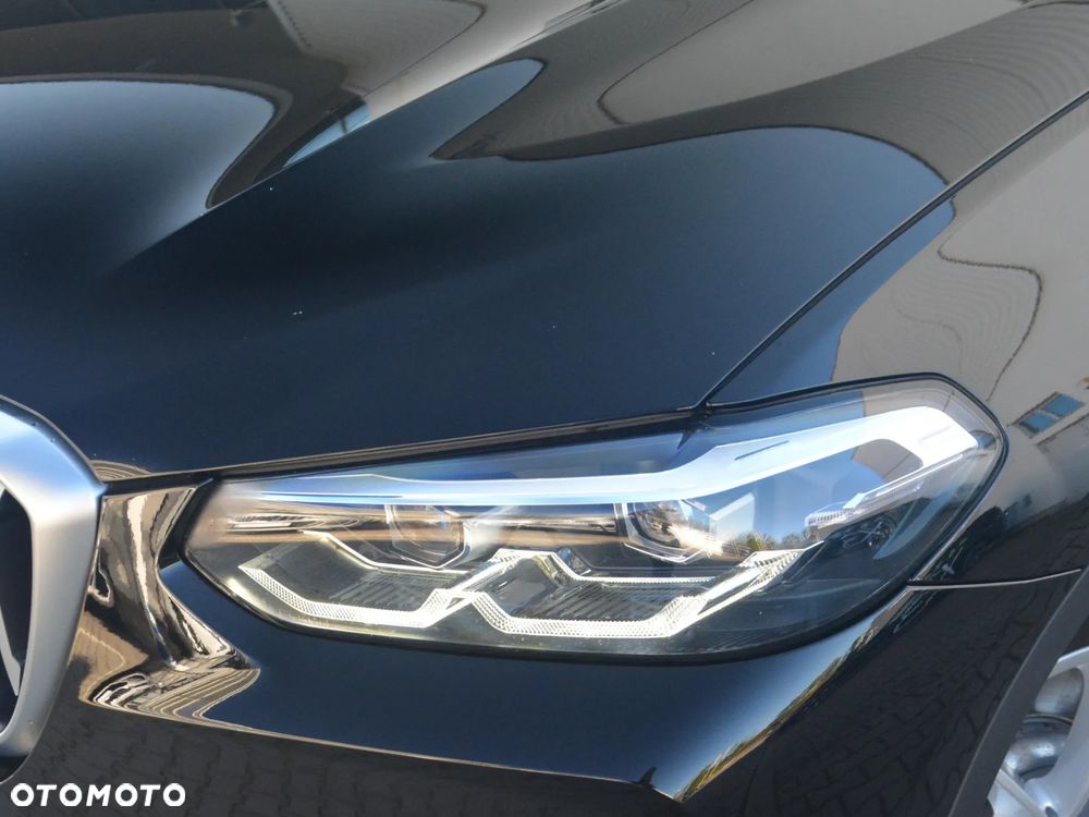 BMW X3 xDrive30e - 13