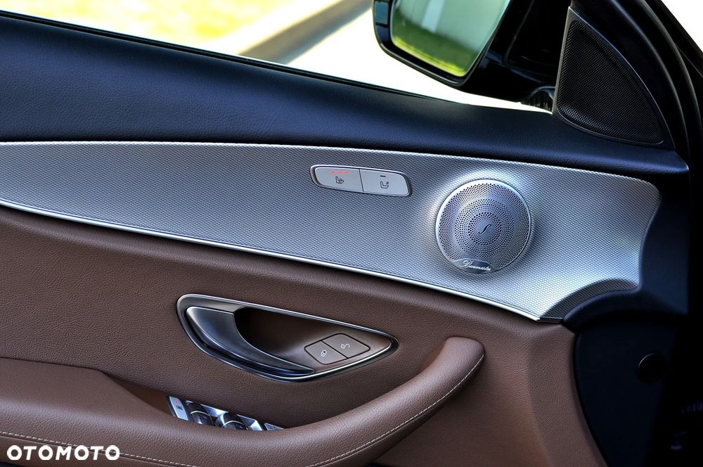 Mercedes-Benz Klasa E 220 d AMG - 13