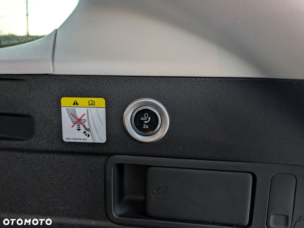 Ford Focus 1.5 EcoBlue Start-Stopp-System COOL&CONNECT - 38