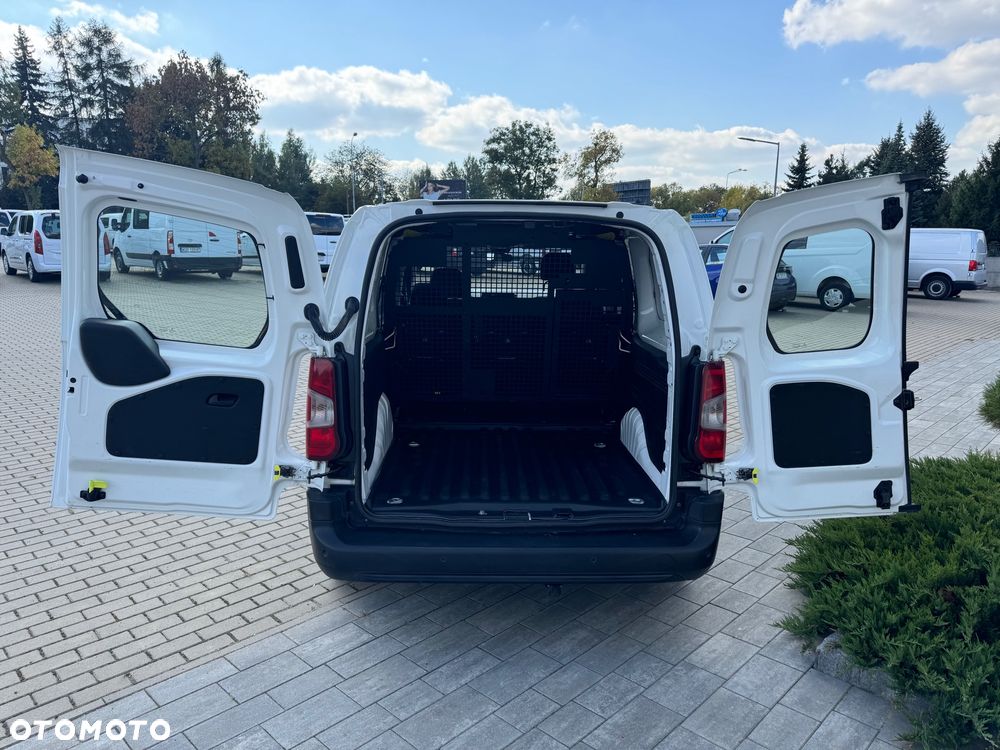 Toyota Proace City 1.5 D-4D Long 2,3t Active (bryg.) - 9